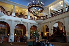 04 Chateau Lake Louise Lobby